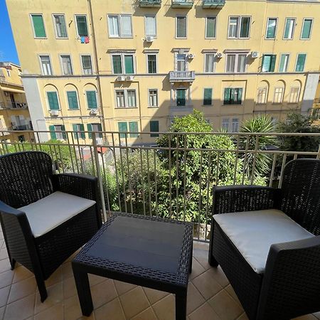 Nella'S Carlo III Apartment Napoli Exterior foto