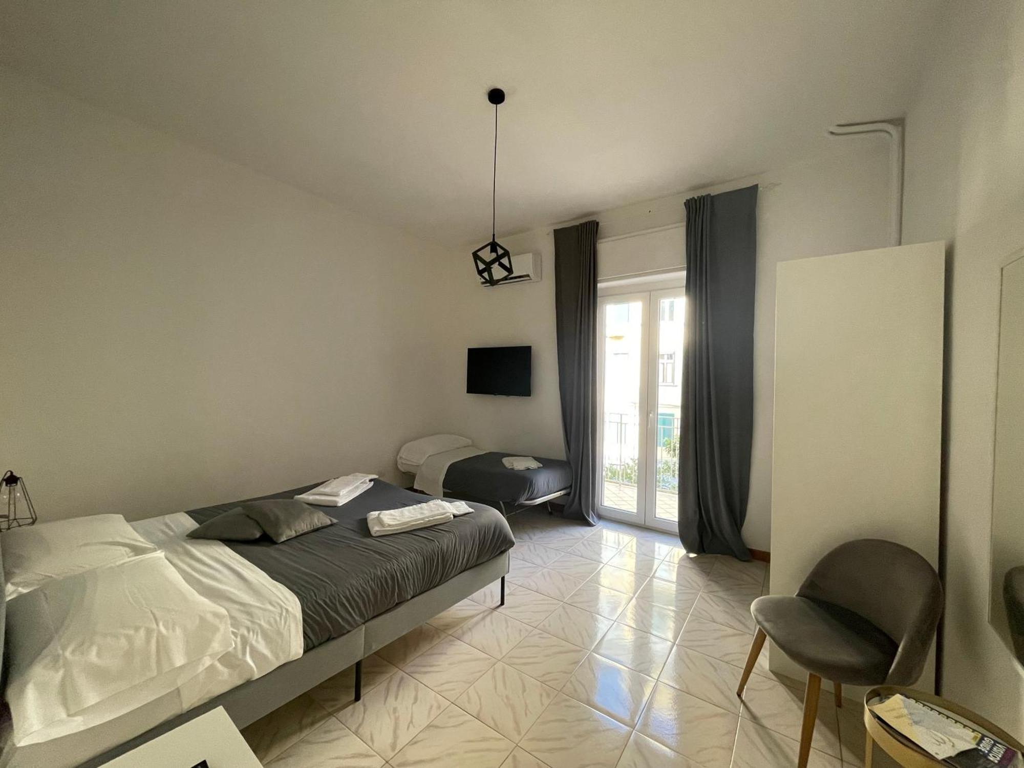 Nella'S Carlo III Apartment Napoli Exterior foto