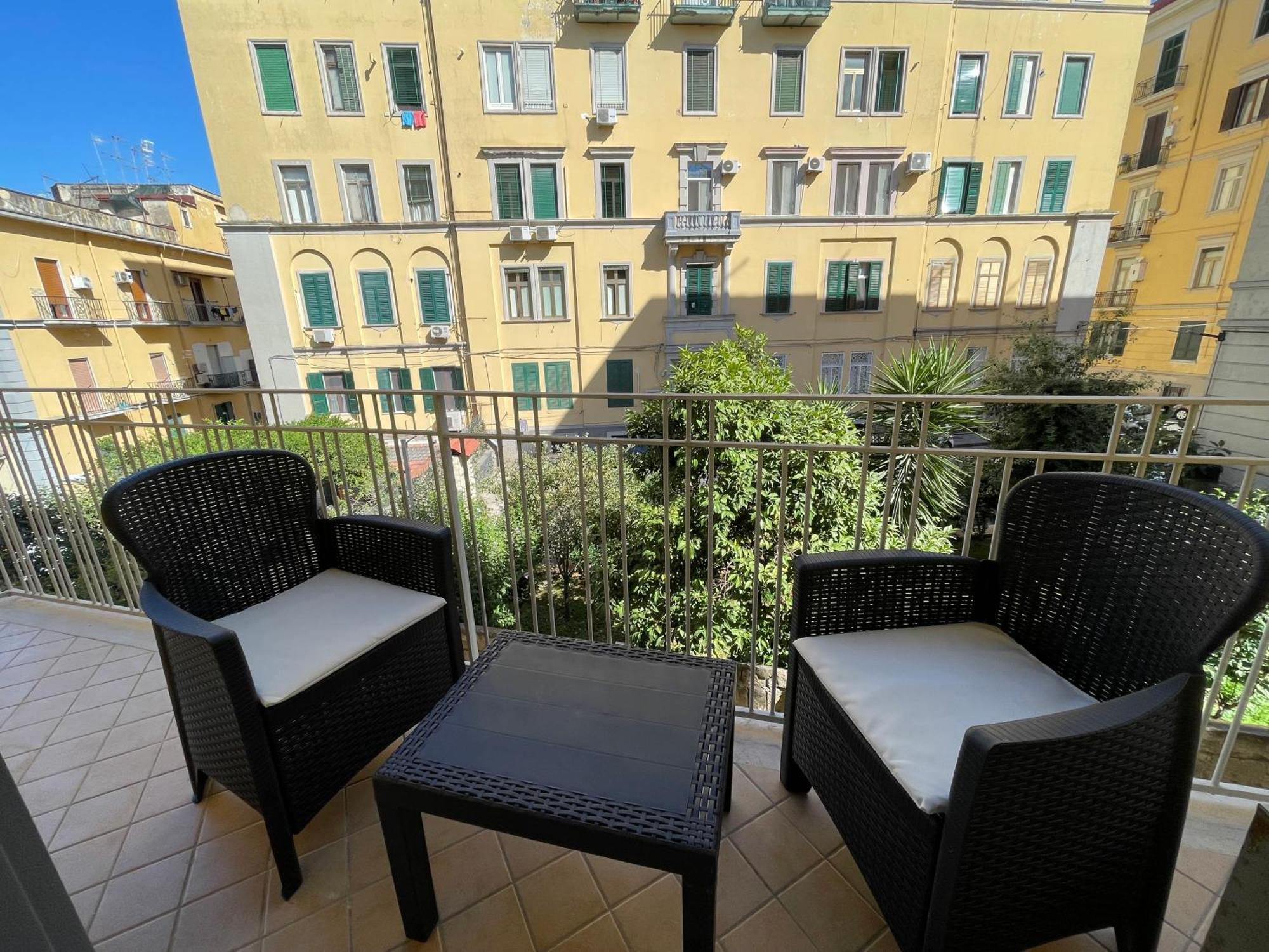 Nella'S Carlo III Apartment Napoli Exterior foto