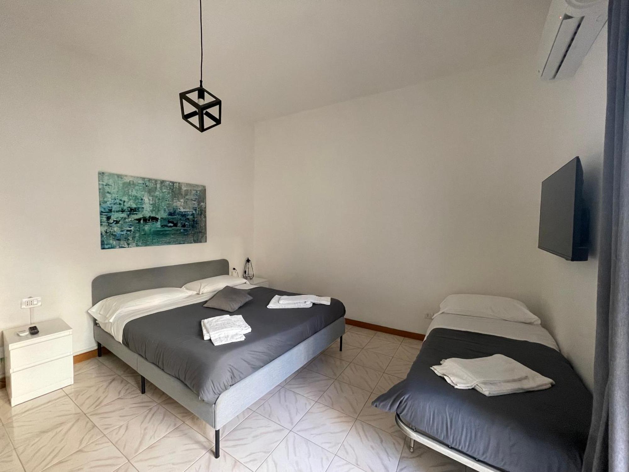 Nella'S Carlo III Apartment Napoli Exterior foto